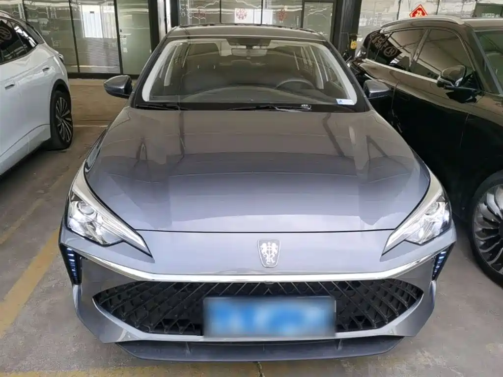Roewe i5 2025 2023 1.5L CVT Luxury Edition