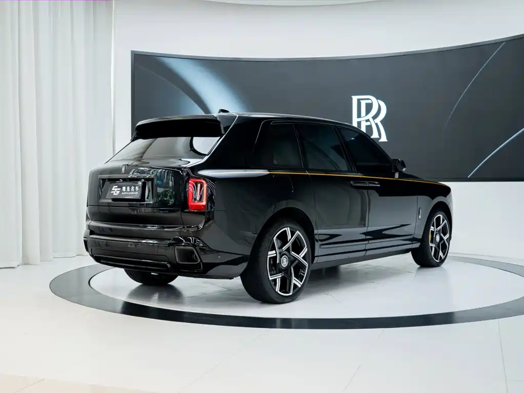 Photo 4 - Rolls-Royce Cullinan