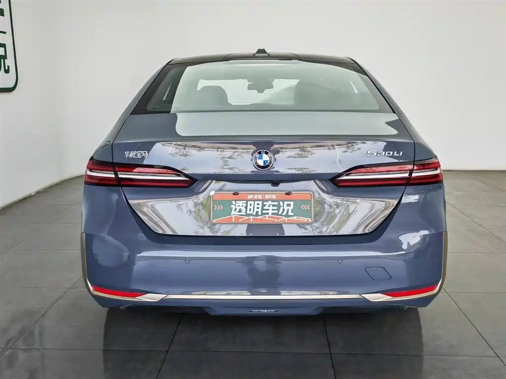 BMW 5 Series 2024 530Li Premium Luxury Package фото 4