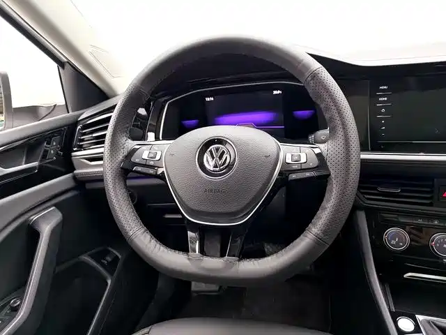 Volkswagen Sagitar 2022 280TSI DSG Surpassing Edition фото 11
