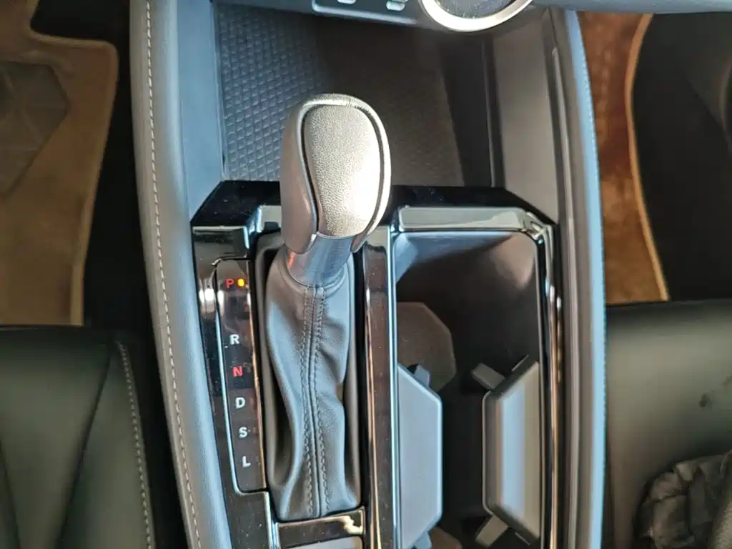 Honda Inspire 2025 2025 260TURBO Elegance Edition