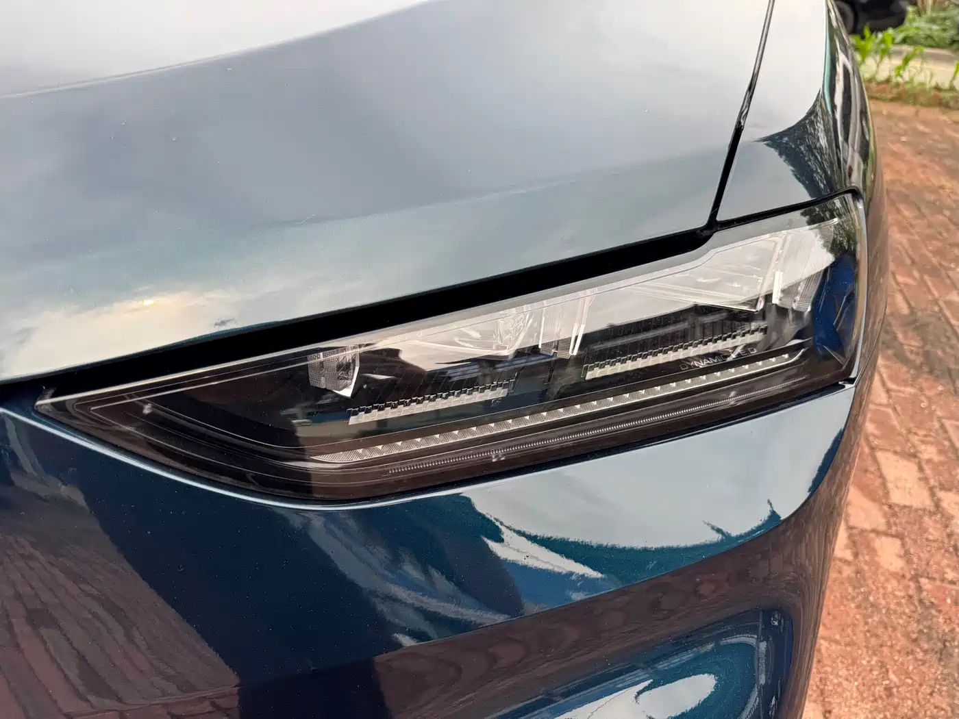 WEI PAI WEI BRAND VV7