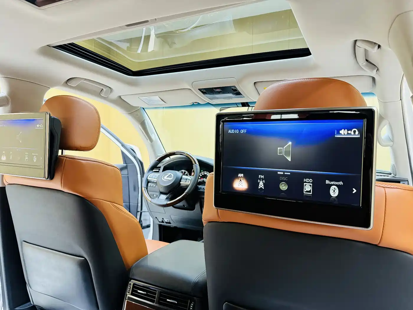 Lexus LX 2016 570 Dynamic Luxury Edition фото 9
