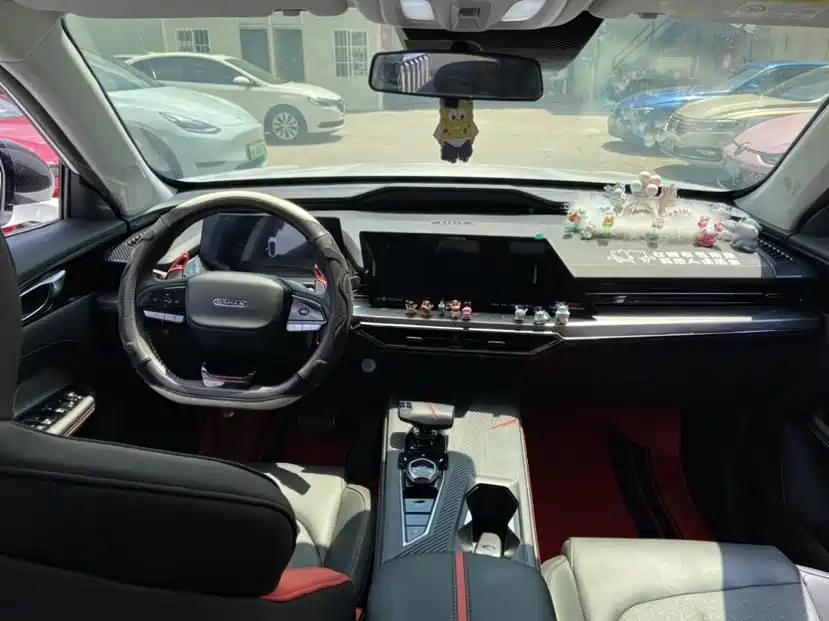 CHANGAN CHANGAN AUCHAN Z6