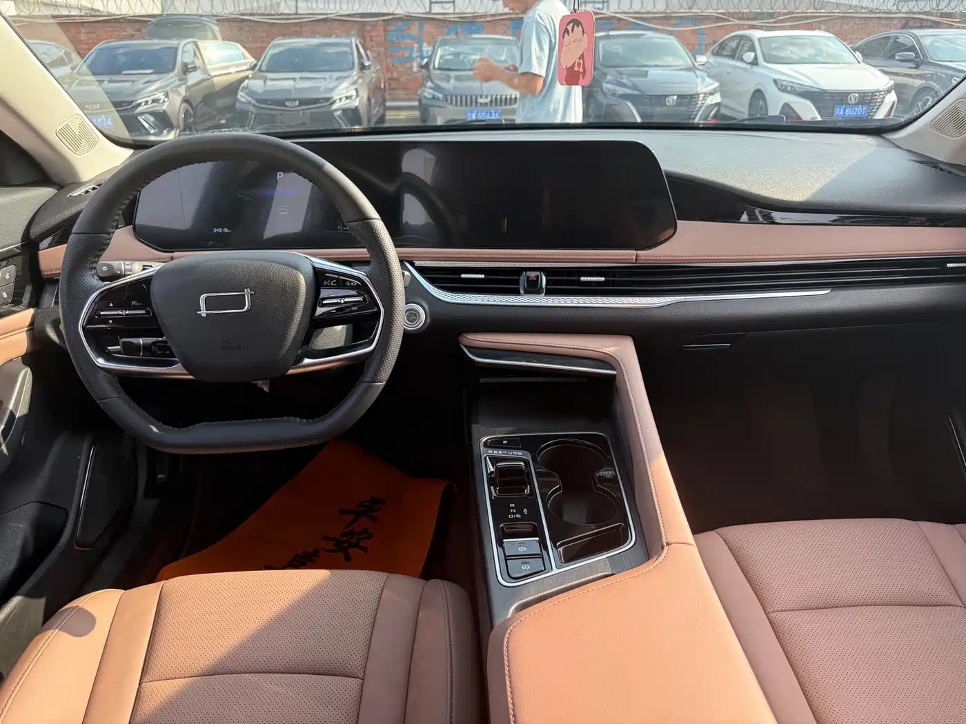 Фото 6 - Besturn B70