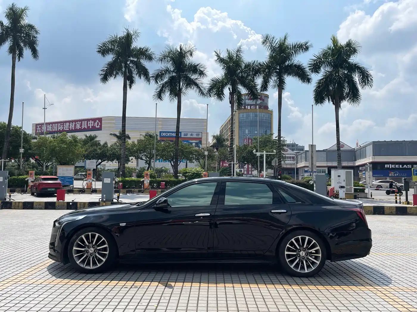 Cadillac CT6 2019 2019 28T Leading Sport Model