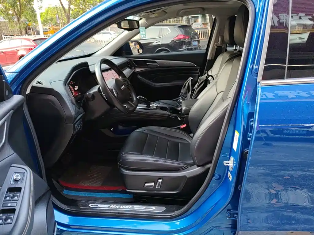 Фото 15 - Haval F7x