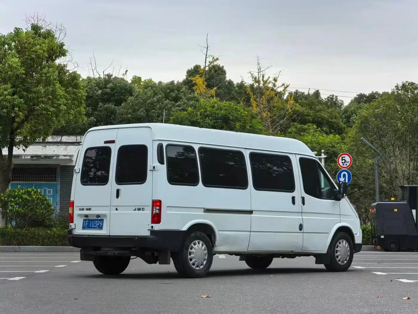 Jiangling Tesun 2020 2019 2.8T Commercial Short Wheelbase Medium Roof 6-Seater China VI JX493