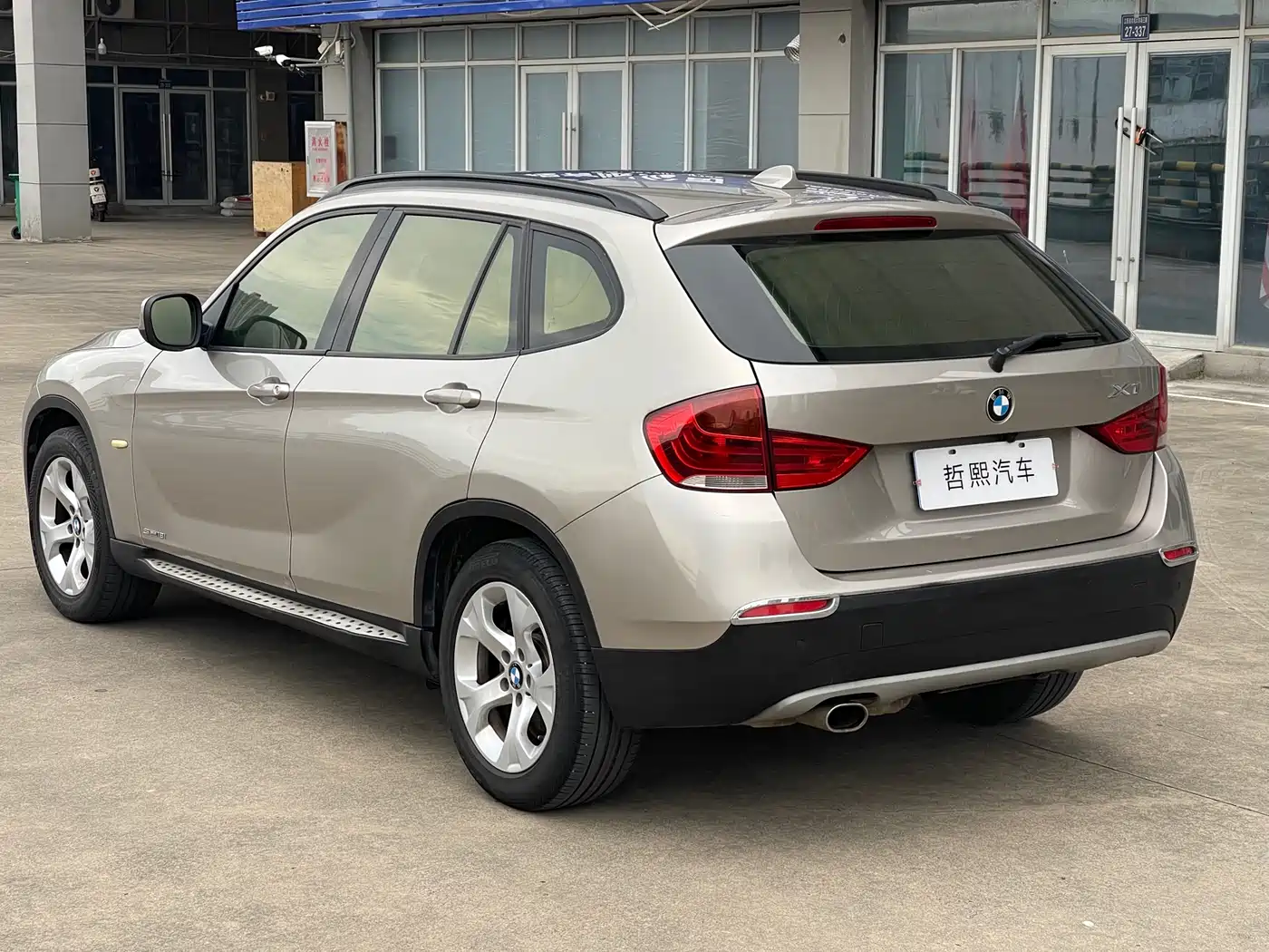 BMW X1 (Import) 2011 2010 sDrive18i Luxury Model