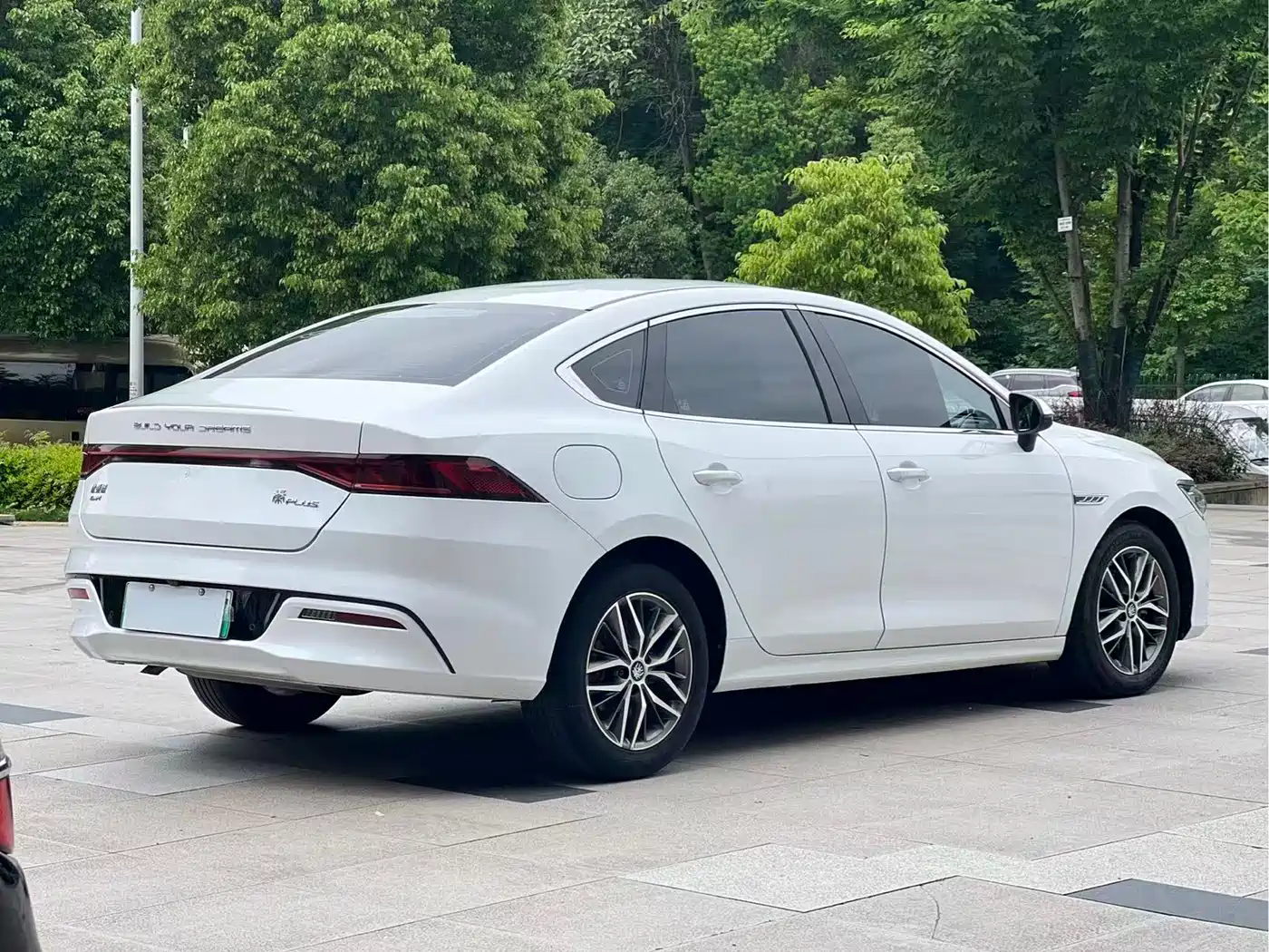BYD Qin PLUS 2021 DM-i 120KM Premium фото 4