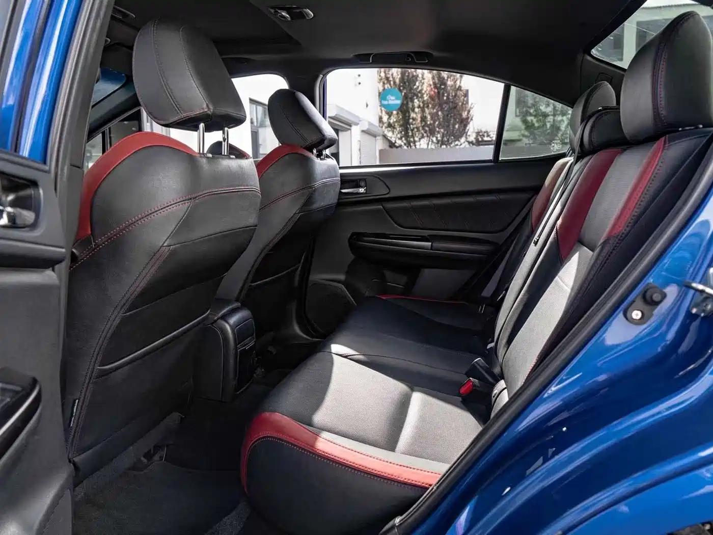 Photo 17 - Subaru Impreza