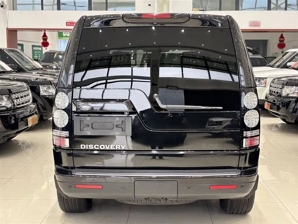 Land Rover Discovery 2016 3.0 SC V6 HSE фото 8