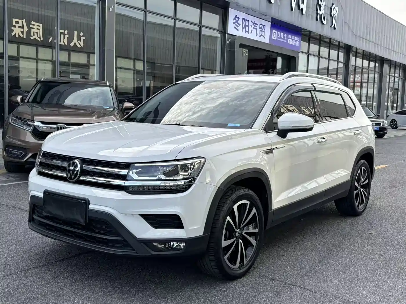 Volkswagen Tharu 2022 280TSI FWD Luxury Edition