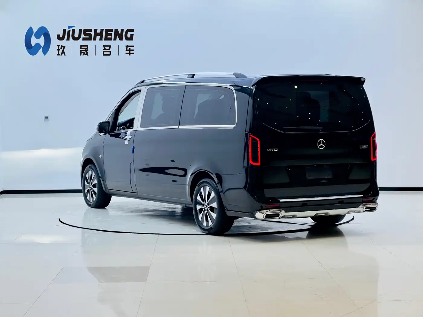 Mercedes-Benz Vito 2023 2.0T Elite 7-Seater фото 21