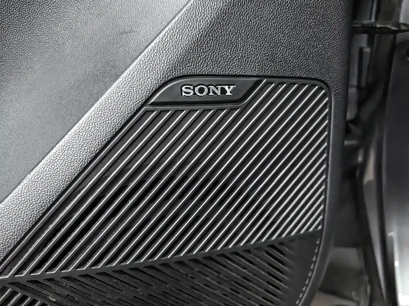 CHANGAN UNI Z NEW ENERGY