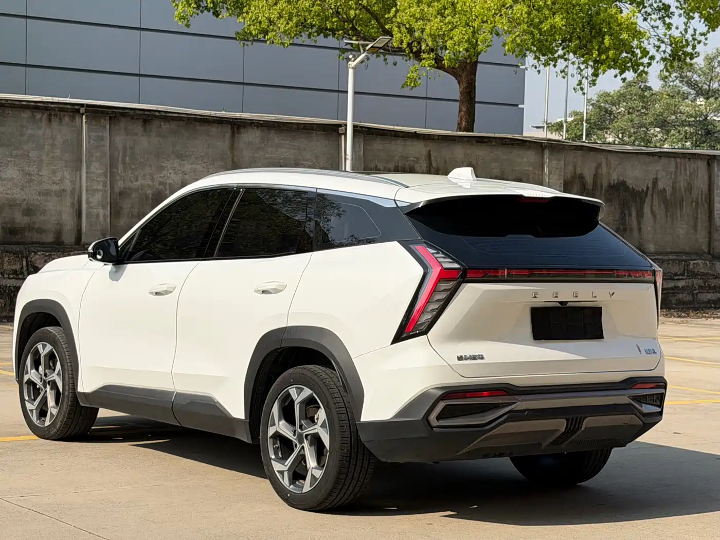 GEELY AUTOMOBILE BOYUE L