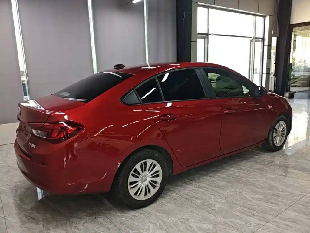 Photo 7 - Buick Excelle
