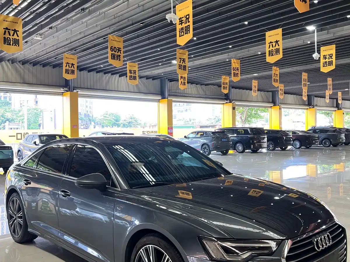 Фото 2 - Audi A6L