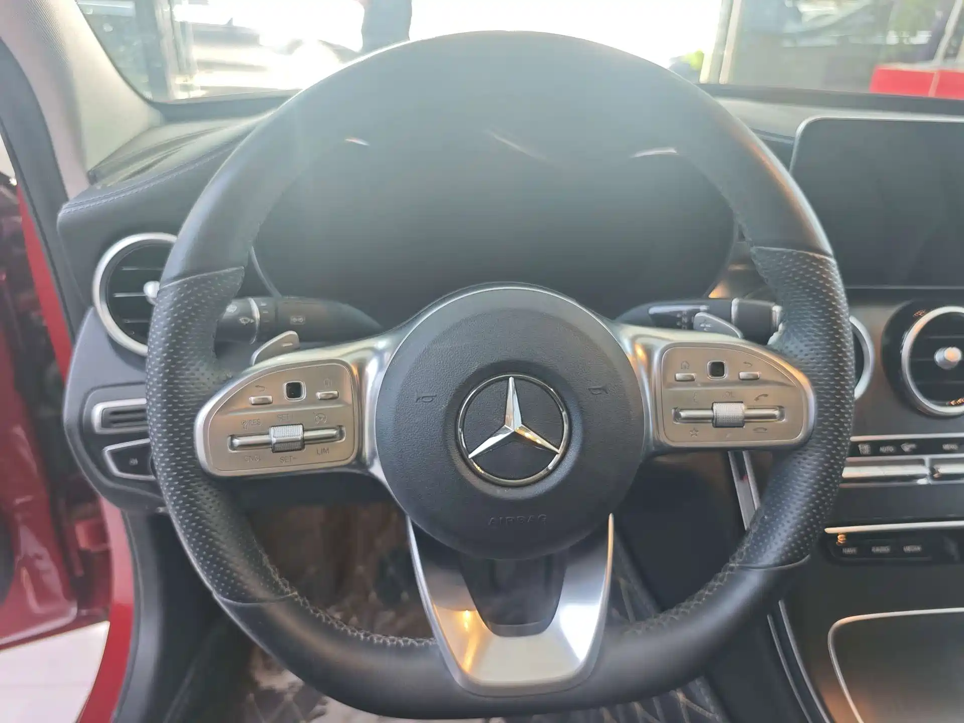 Фото 9 - Mercedes-Benz C-Class