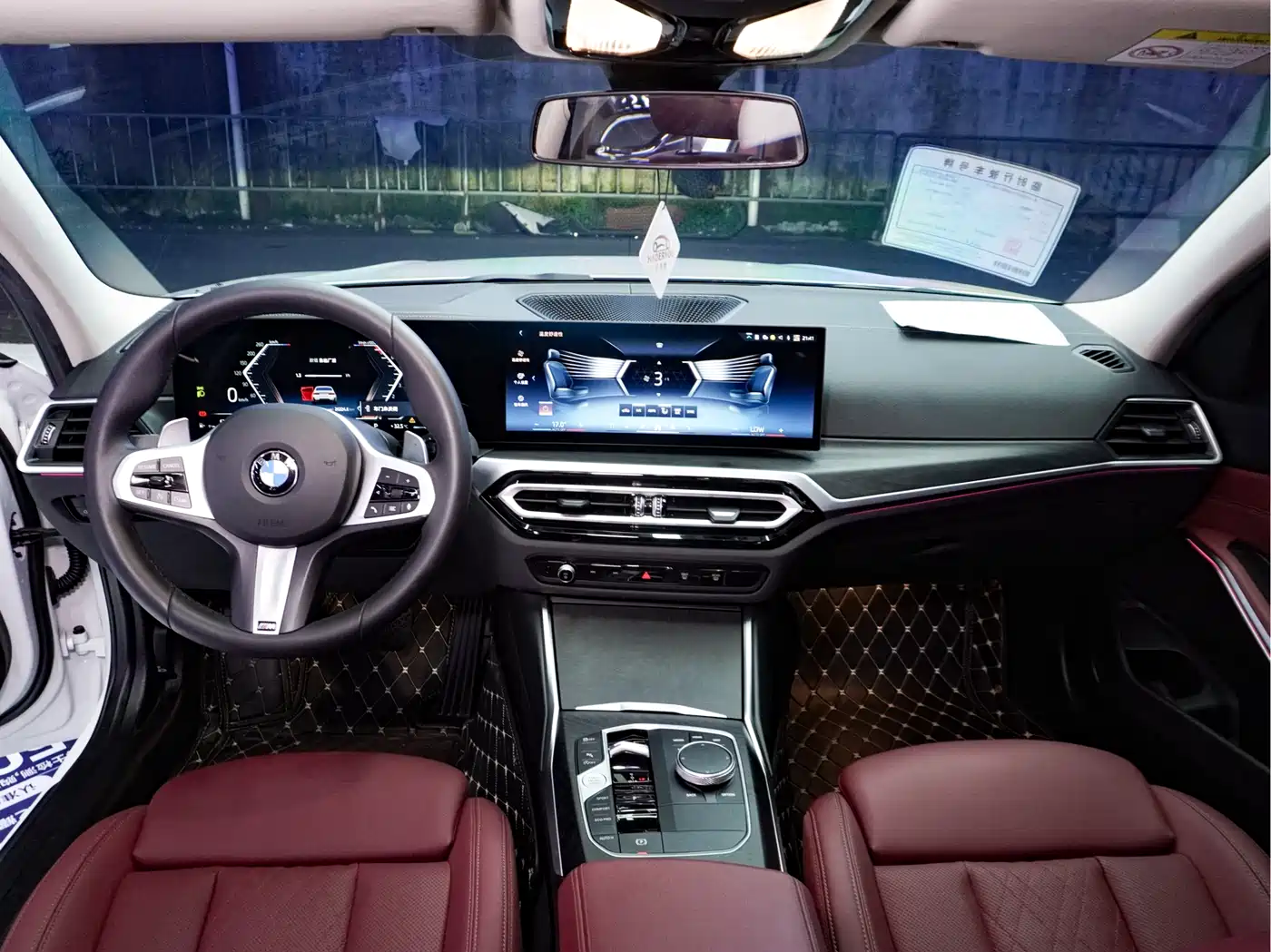BMW 3 Series 2024 325i M Sport Package фото 15