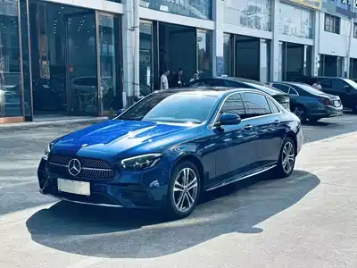 Mercedes-Benz E