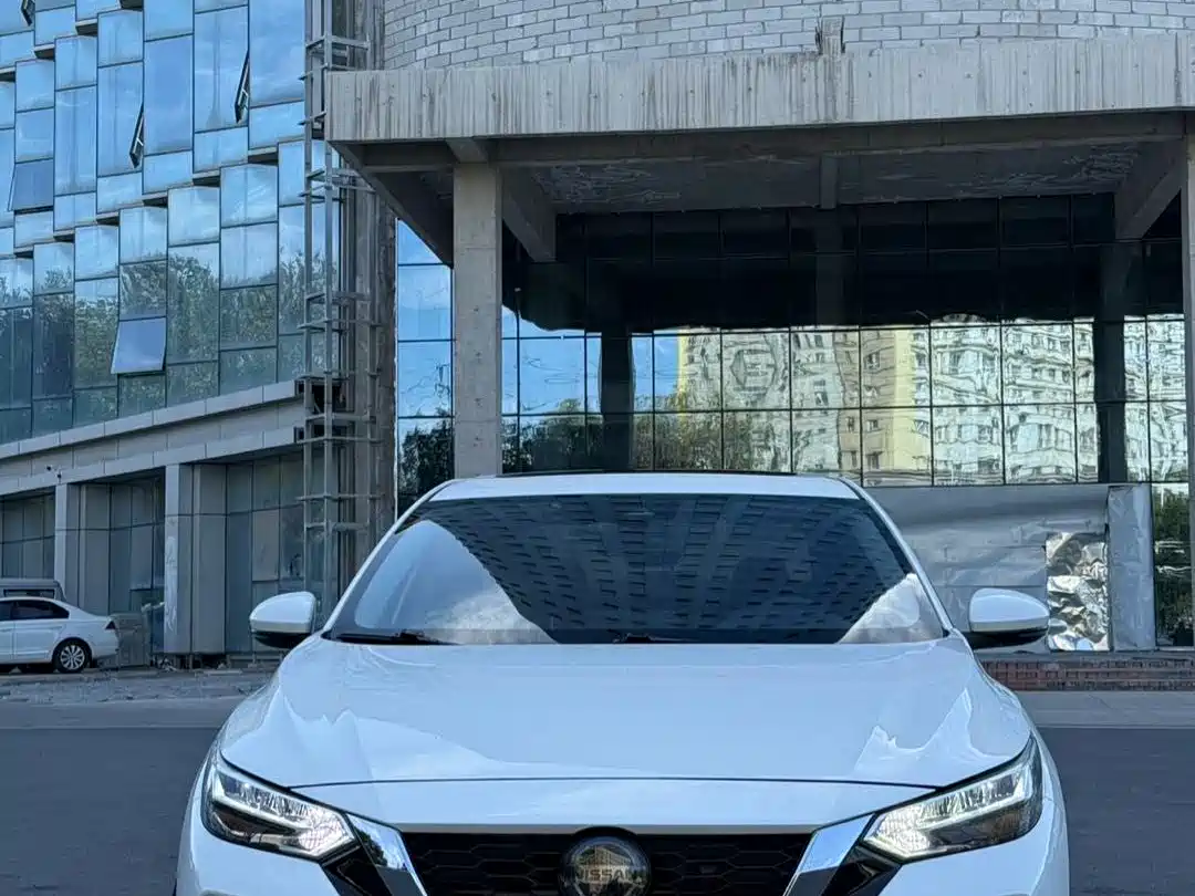 Nissan SYLPHY, миниатюра 2