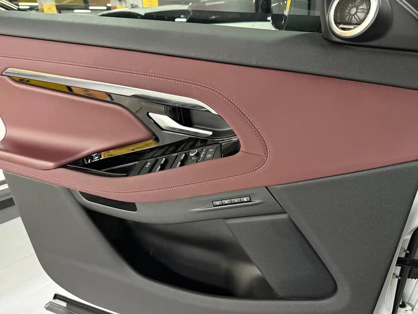 LAND ROVER RANGE ROVER AURORA