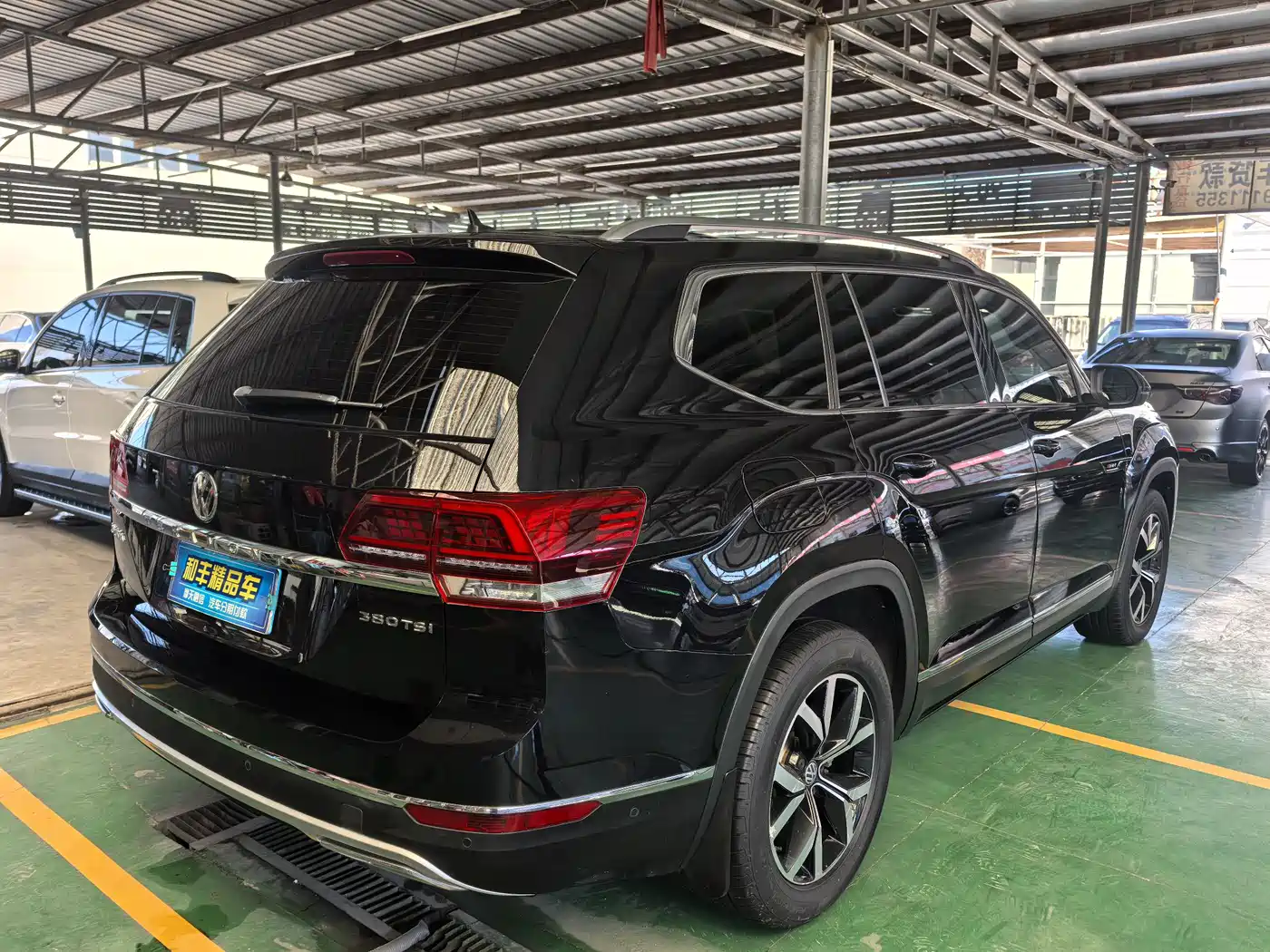 Volkswagen Teramont 2020 380TSI 4WD Luxury Edition China VI фото 6