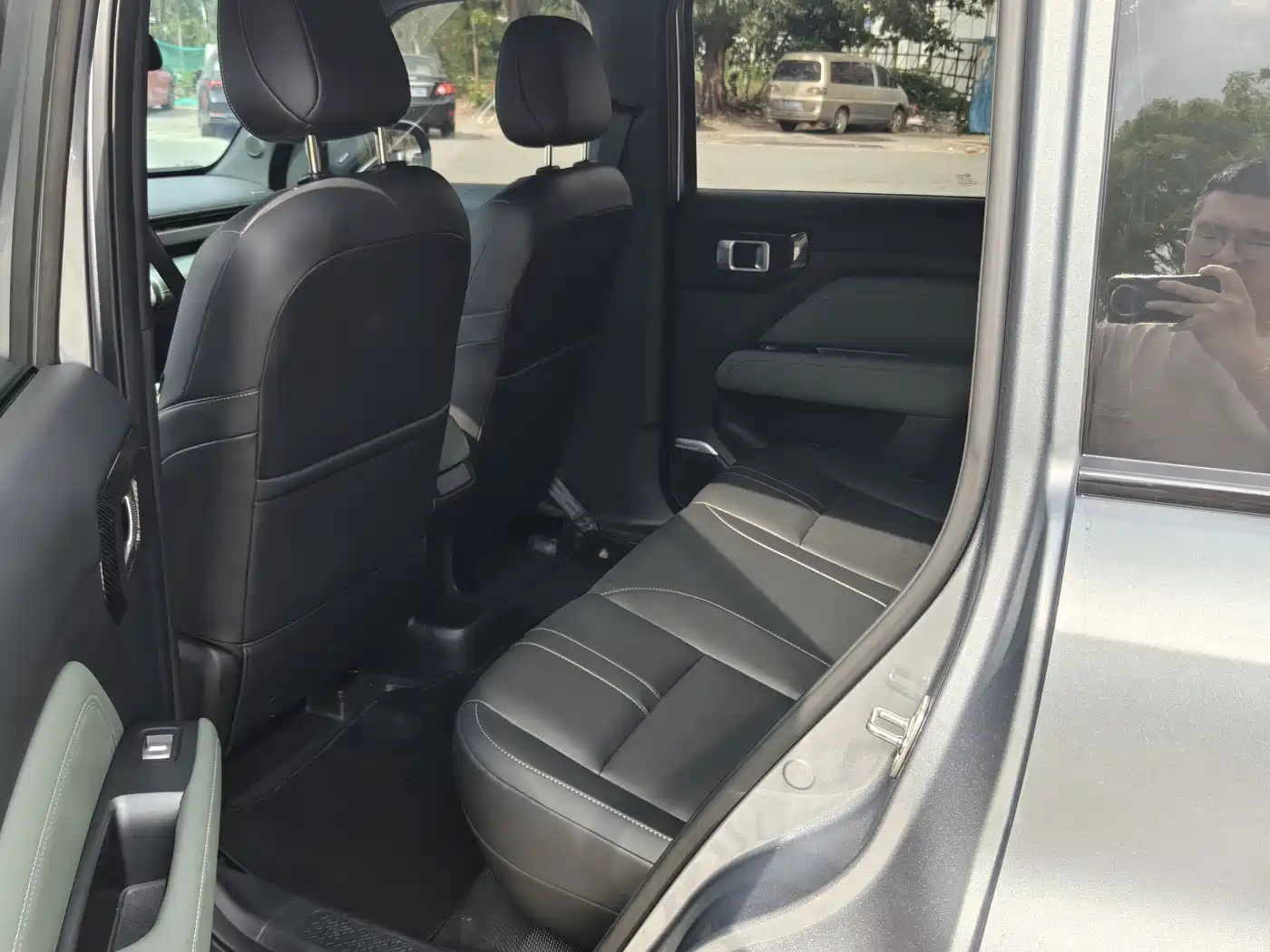 BAOJUN YUE ALSO PLUS