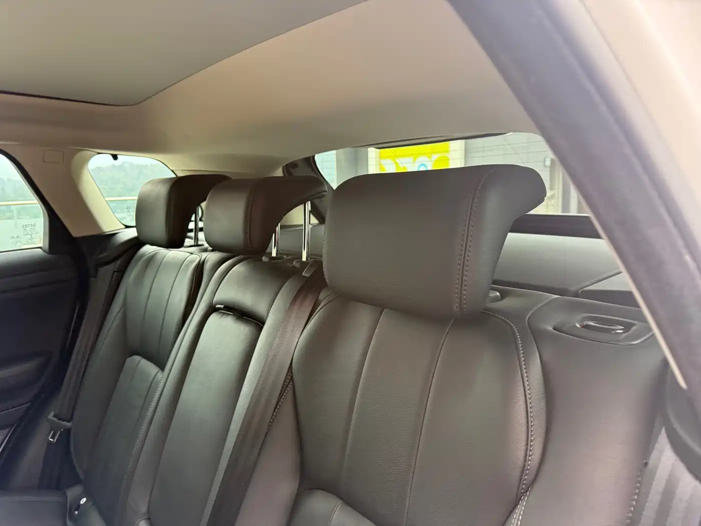 Land Rover Range Rover Evoque 2016 2.0T PURE Style фото 36