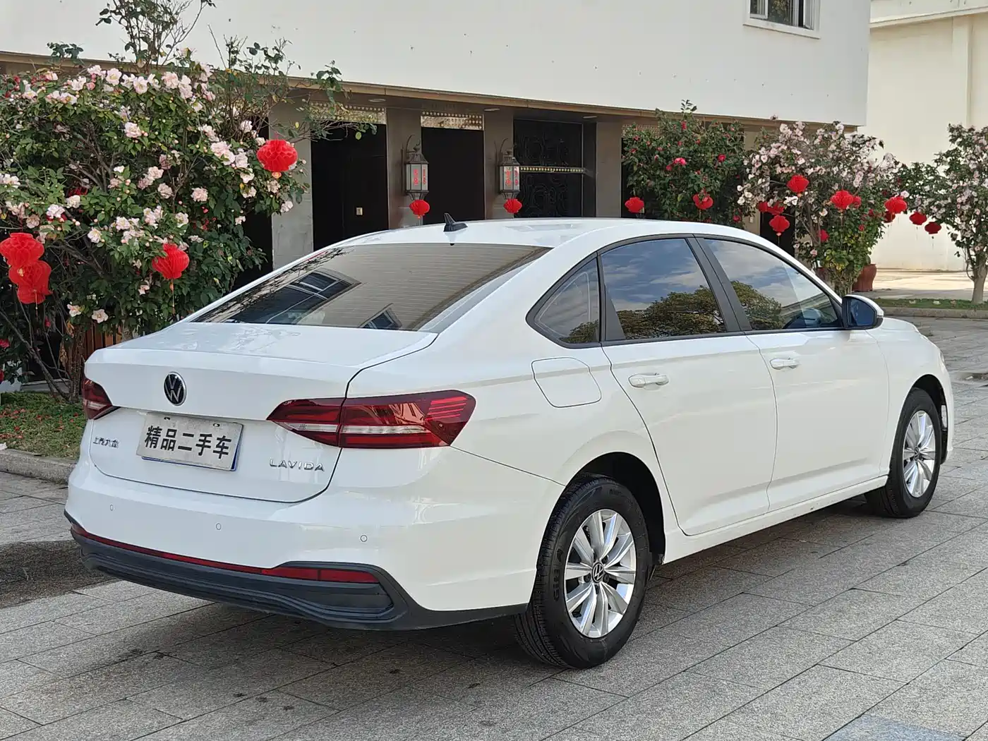 Volkswagen Lavida 2024 Model 1.5L Automatic Delight Edition фото 9