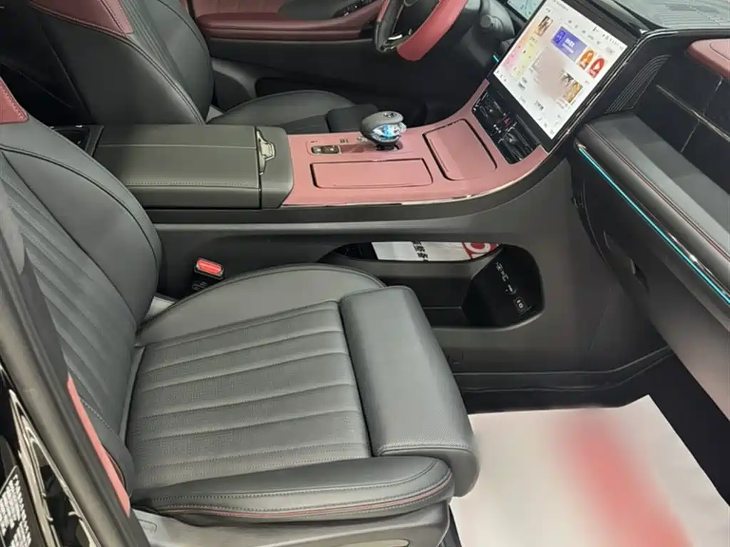 GAC Trumpchi Trumpchi M8 2025 Model Master Series Super Hybrid Edition фото 16