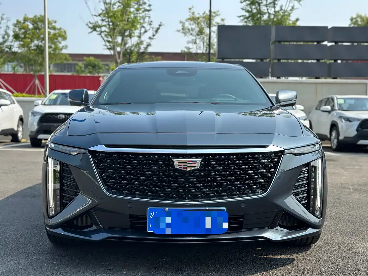 Cadillac CT6 2023 28T Platinum Model фото 2