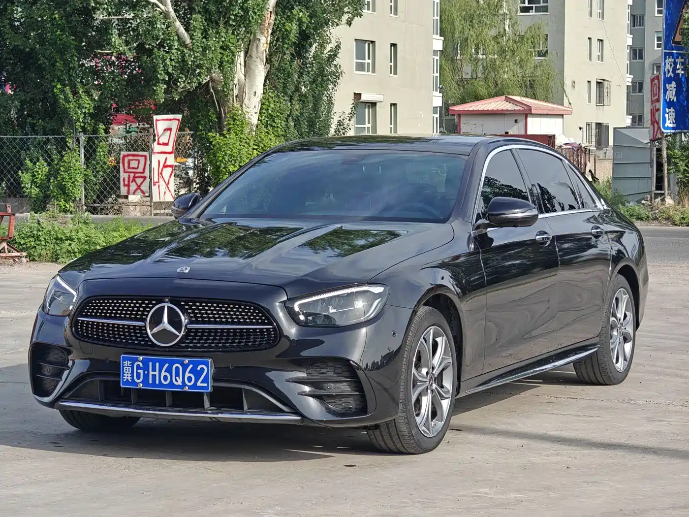 MERCEDES-BENZ E-CLASS