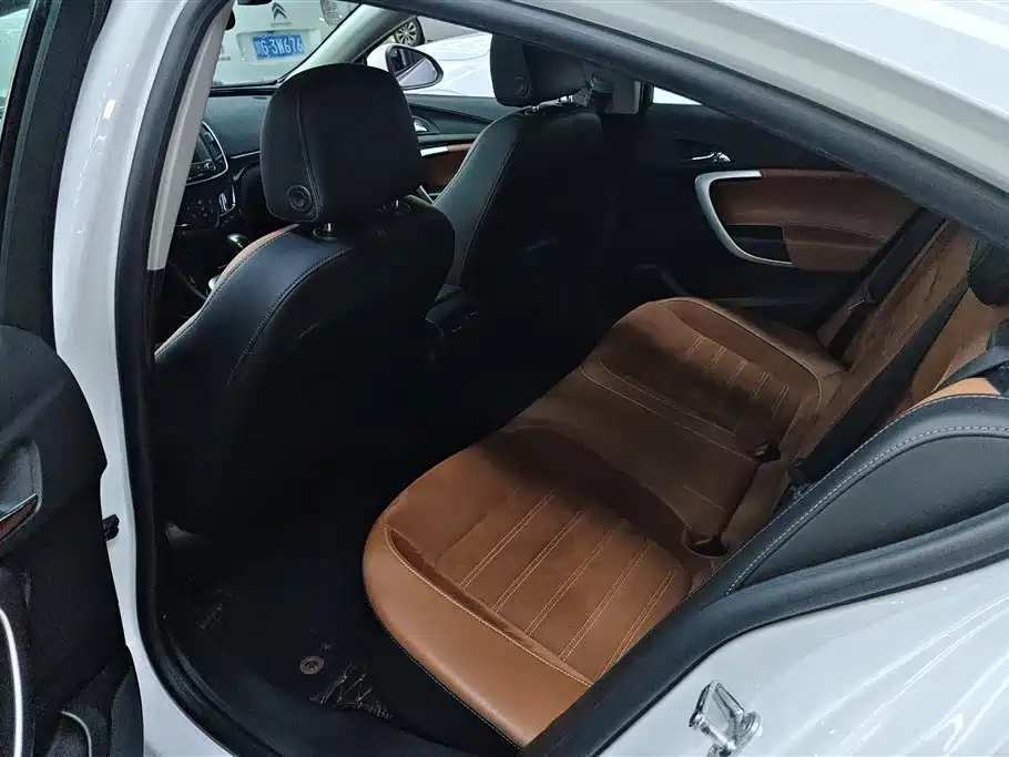 Buick Regal 2015 1.6T Elite Tech Edition фото 11