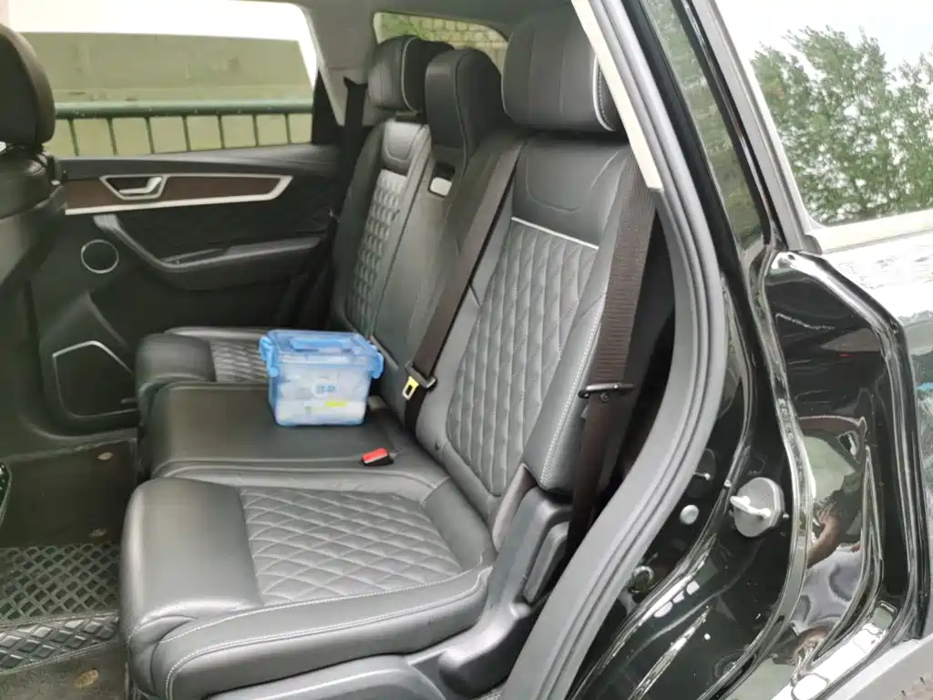 Hongqi HS7 2022 2022 3.0T Automatic 4WD ZhiLian QiChang Edition 5-seater