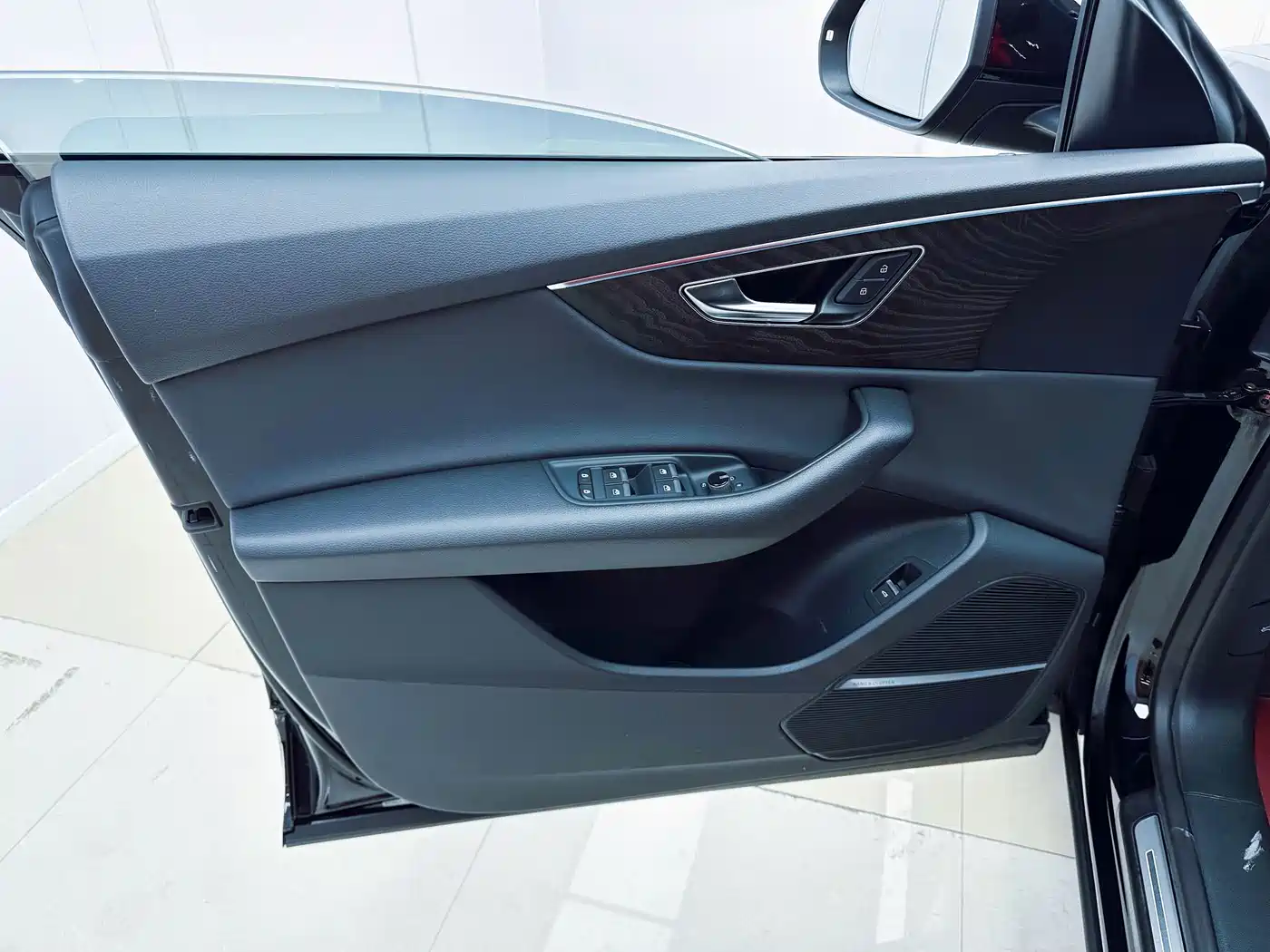 Audi Q8 2020 2019 55 TFSI Luxury Dynamic