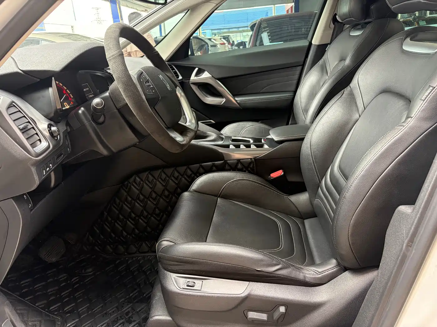 DS 5 2018 2015 1.6T Luxury THP160