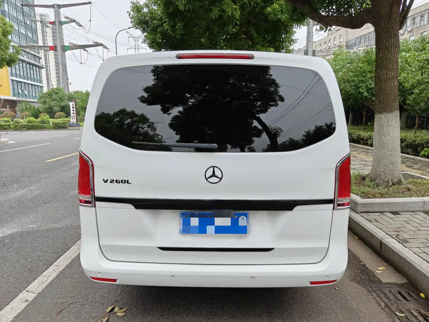 Mercedes-Benz V-Class 2016 V 260 L Premium Long фото 8