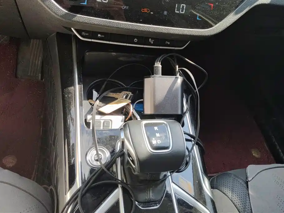 Hongqi HS5 2022 2.0T Smart Connect Flagship AWD Edition фото 16