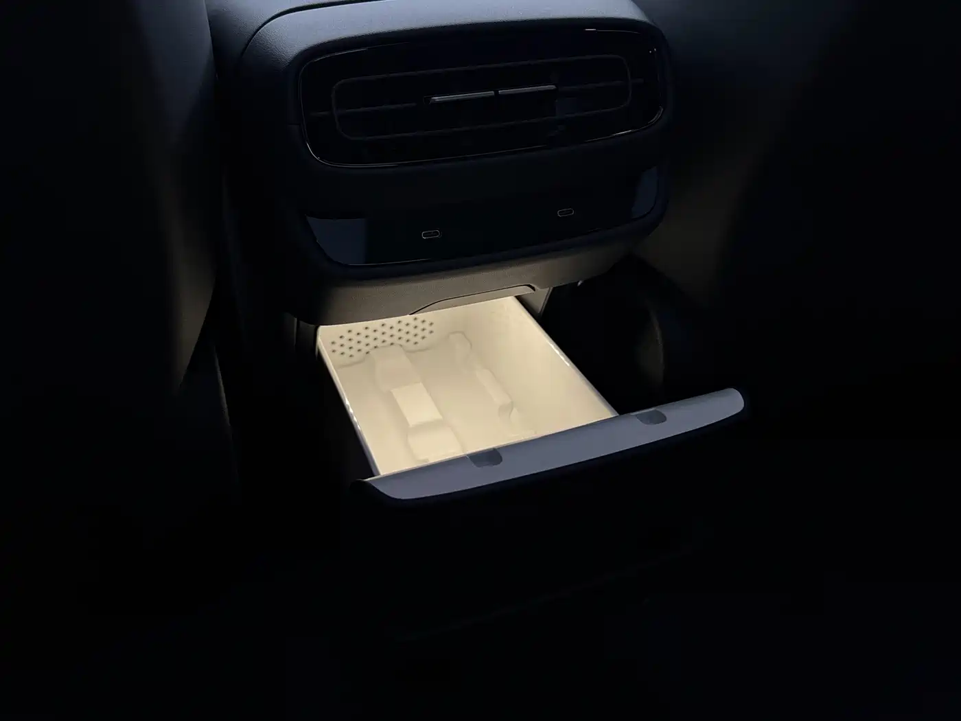 Xiaomi Auto Xiaomi SU7 2024 RWD Long Range Intelligent Driving Edition фото 15