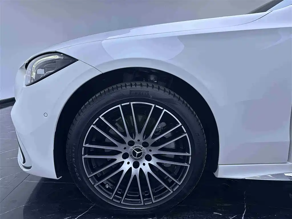 MERCEDES-BENZ CLASS C