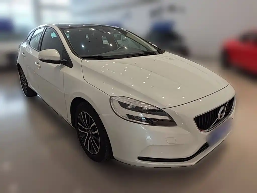 Photo 6 - Volvo V40
