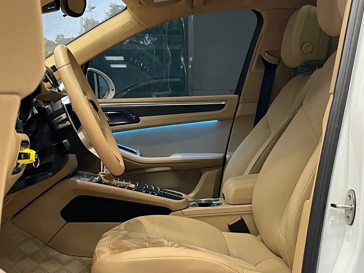 Porsche Macan 2017 Macan 2.0T фото 4