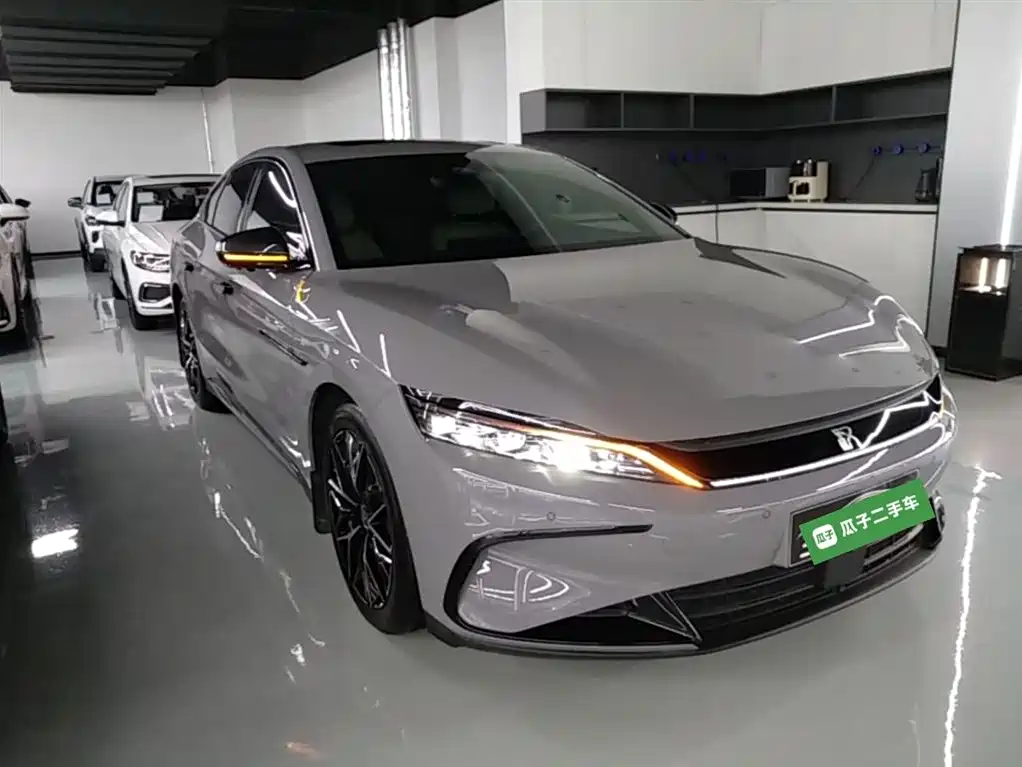 BYD Han 2025 DM-i 125KM Premium фото 4