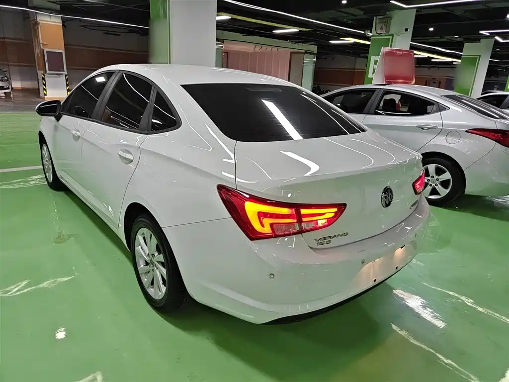 Buick Verano 2019 Sedan 15S Auto Leading фото 5