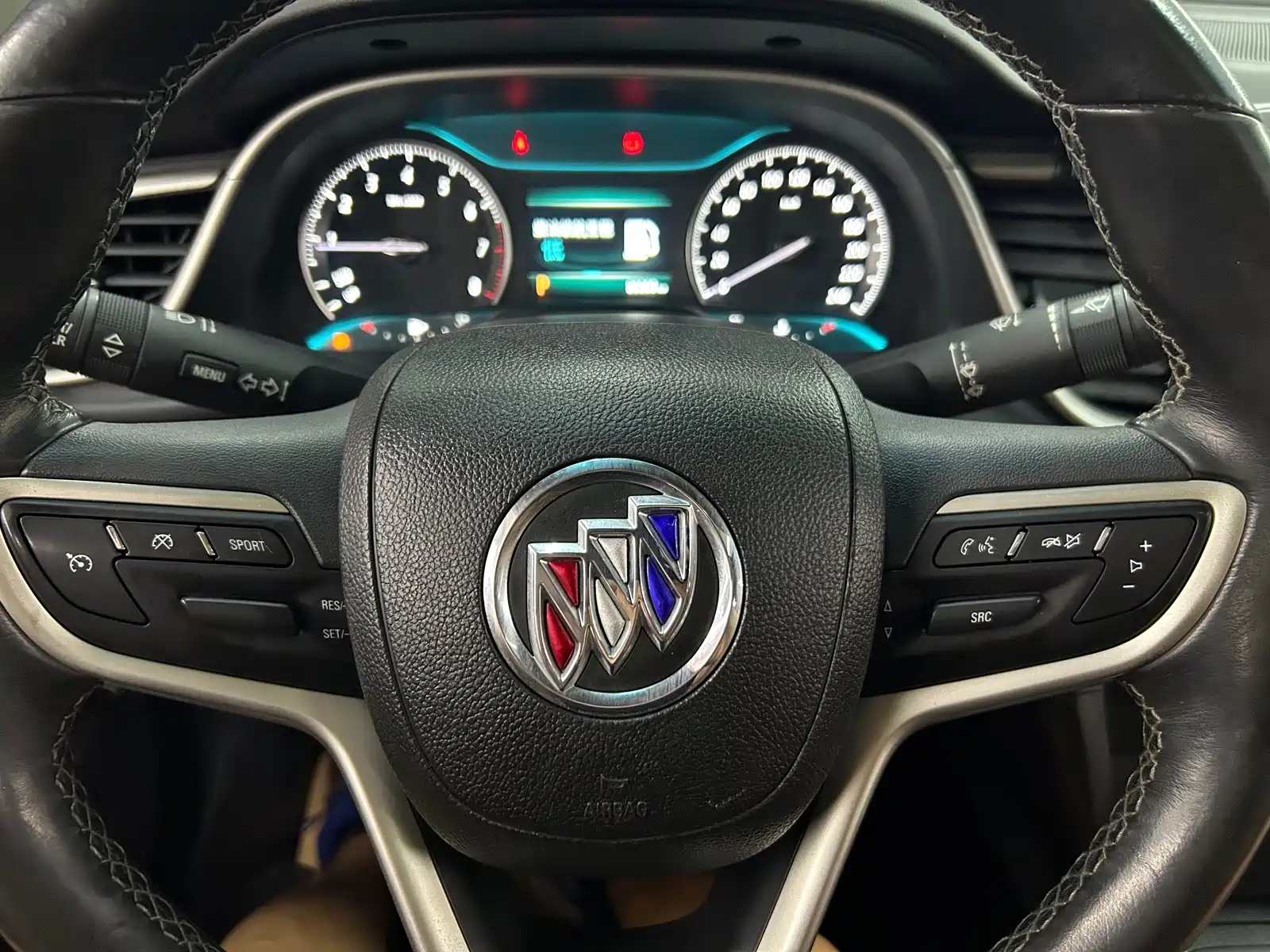 Фото 14 - Buick Excelle