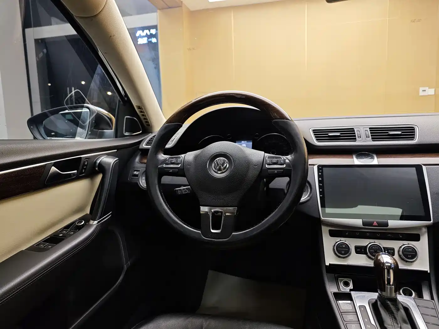 Volkswagen Magotan 2013 3.0FSI Flagship Model фото 15