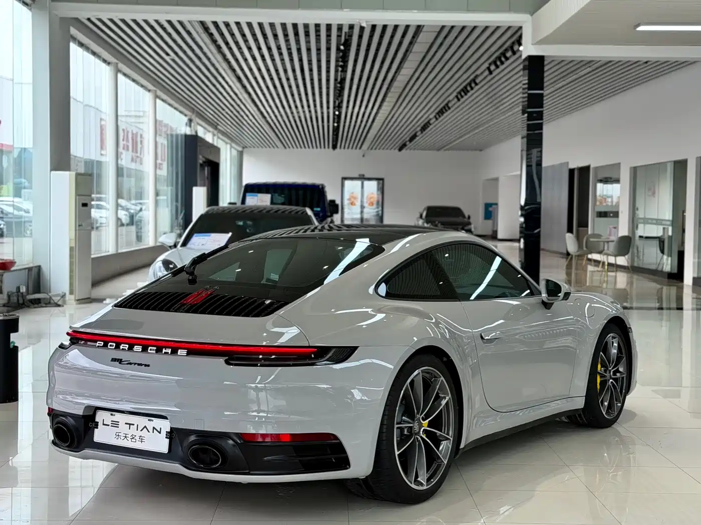 Porsche 911 2020 Carrera 3.0T фото 5