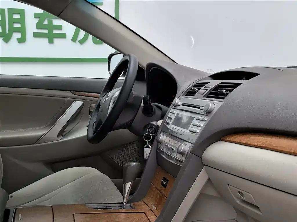 Toyota Camry 2012 200E Classic Elite фото 22